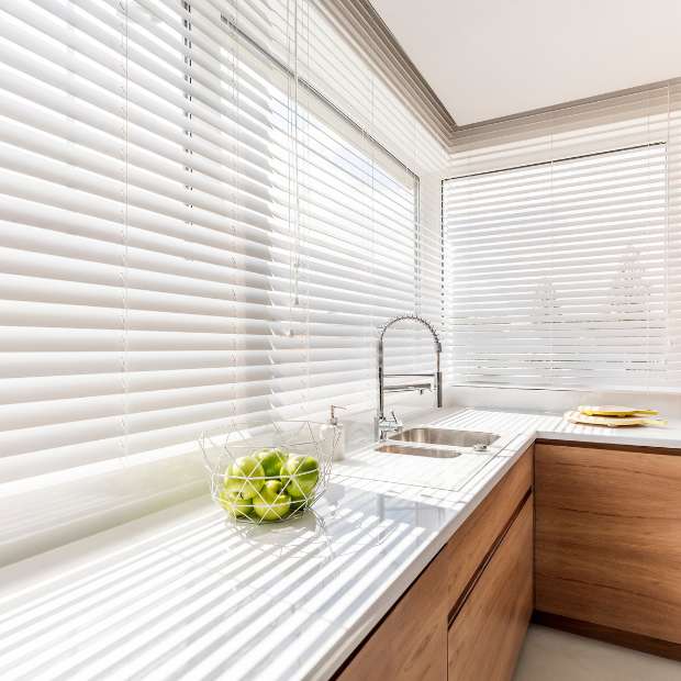 Sunburst_Polywood-White_Faux_Wood_Blinds-Kitchen_Custom_window_Treatments